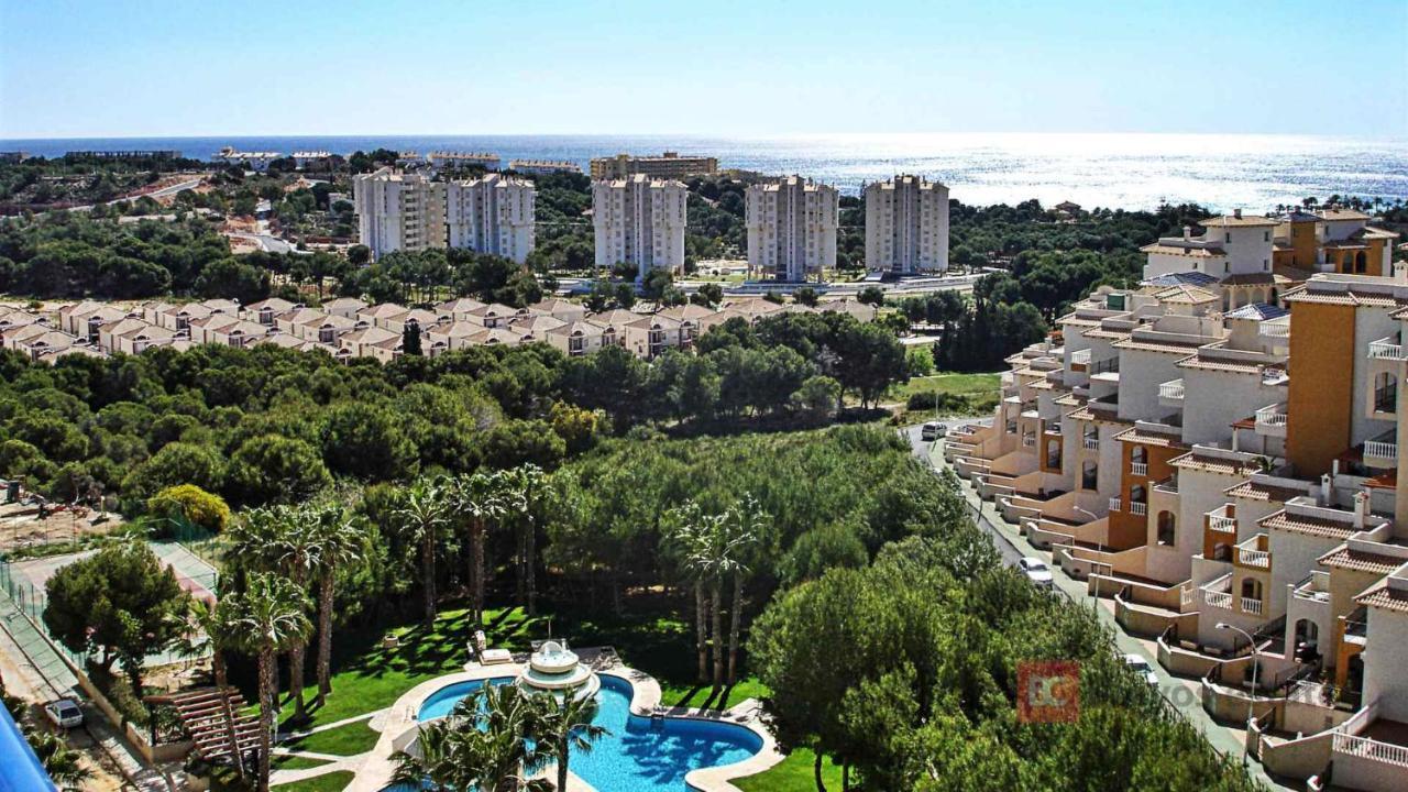 2-Bedroom And Living Room Apartment Near Campoamor Beach Buitenkant foto